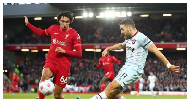 国脚新纹身曝光，引发粉丝讨论